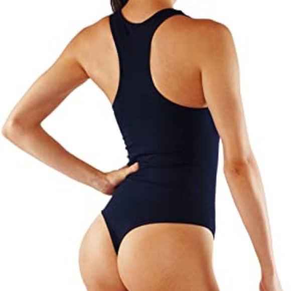 Bodysuit: Basic Thong With Bottom Snap Closure - Picture 3 of 3